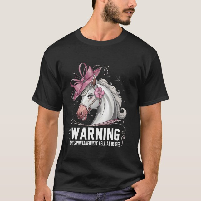 Camiseta Citação Engraçada Corrida de Cavalos Festa 151º De (Frente)