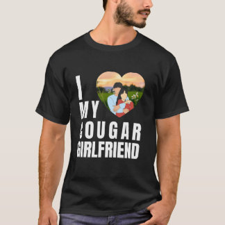 Camiseta Citação engraçada de namoro com namorada mais velh