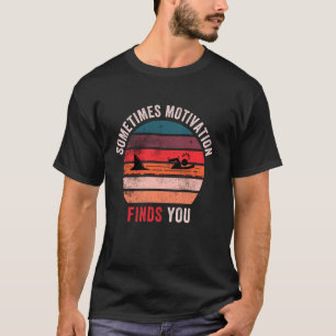 Camiseta Citação Engraçada De Tubarão De Motivação, Às Veze