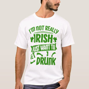 Camiseta Citação Engraçada Só Quero Ficar Bêbado Dia de São