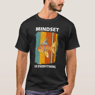 Camiseta Citação Motivacional Mentalidade Peixe Dourado Bar
