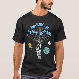 Camiseta Citação Motivacional We Rise - Clic Fit, Manga Cur