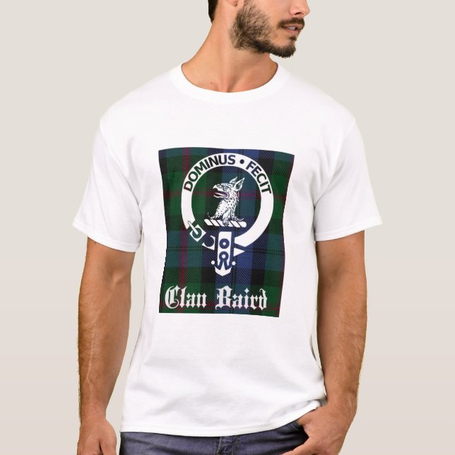 Camiseta Clan Baird Crest Crachá e Tartan (Frente)