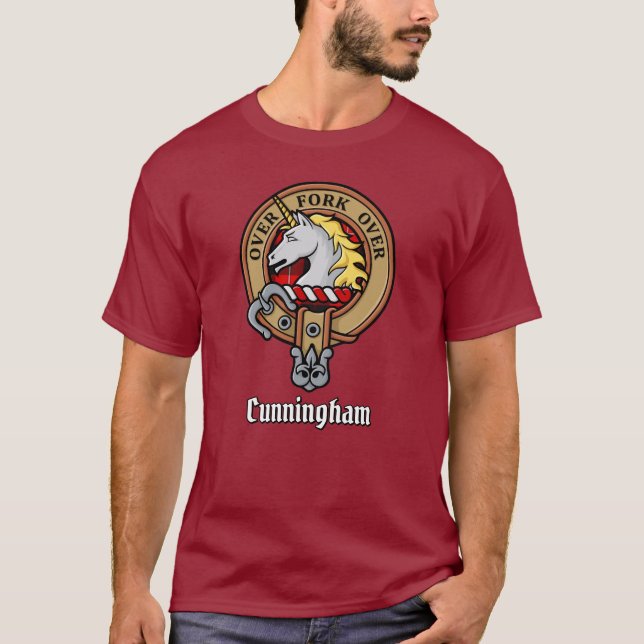 Camiseta Clan Cunningham Crest sobre Tartan (Frente)
