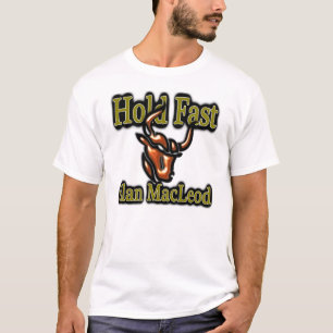 Camiseta Clan MacLeod Segurando Jogos Rápidos em Highland