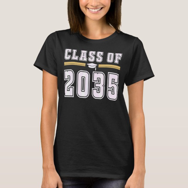Camiseta Classe de 2035 Cresce Comigo Primeiro Dia de Arma  (Frente)