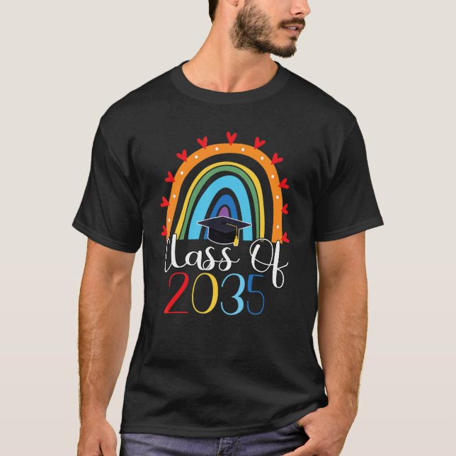 Camiseta Classe De 2035 Rainbow Pre K Formando Preschool Gr (Frente)