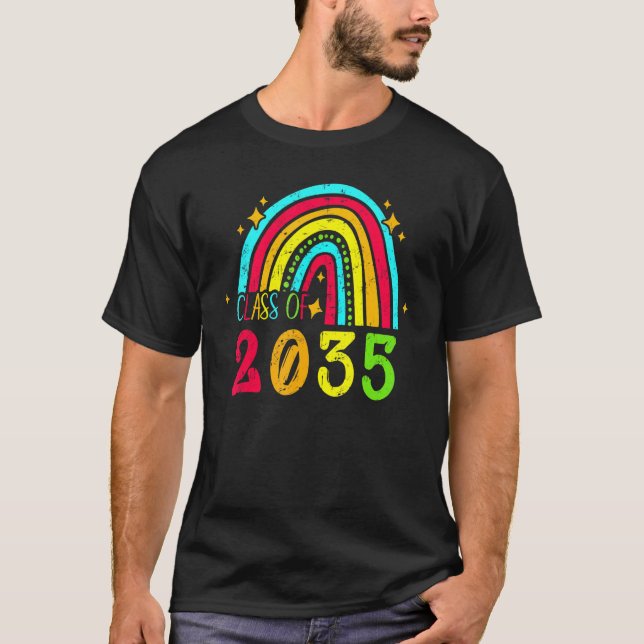 Camiseta Classe De Arco-Íris De 2035 De Volta À Fita Escola (Frente)