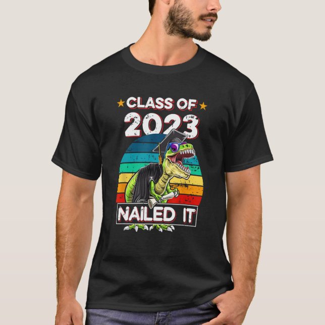 Camiseta Classe De Boné de formatura Rex Dinossaur 2023 (Frente)
