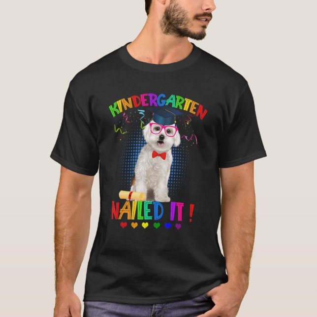 Camiseta Classe De Graduação Maltesa De 22 Jardins De Infân (Frente)