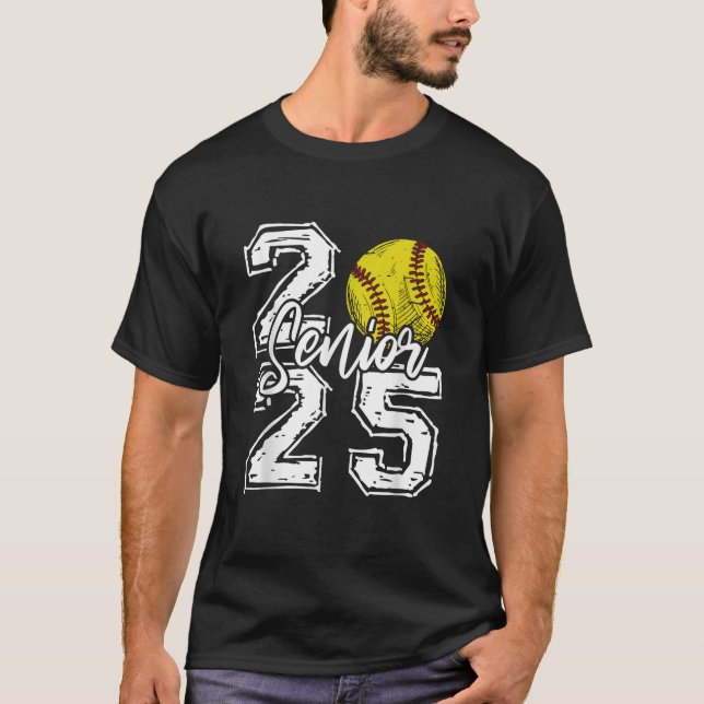 Camiseta Classe do Mais velho de Jogador de Softball 2025 c (Frente)