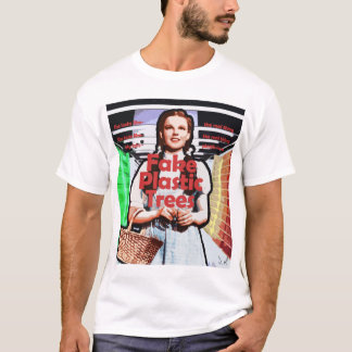 Camiseta Clássica de Árvores Plásticas Falsas
