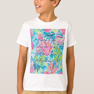 Camiseta clássica infantil com gráfico estiloso