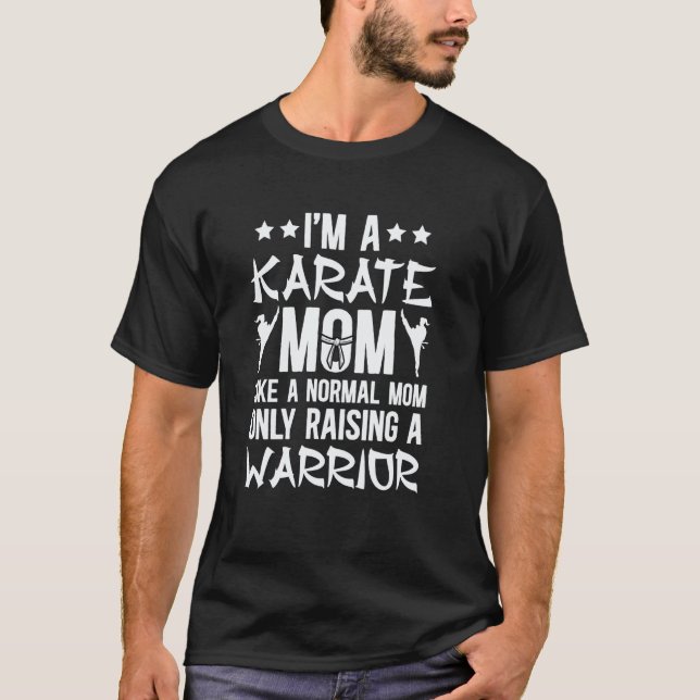 Camiseta Clássico Eu Sou Uma Mãe de Karate Karate Mãe Karat (Frente)