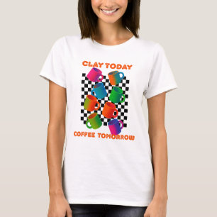 Camiseta Clay de 1990 hoje, café amanhã
