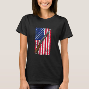 Camiseta Clay Pigeon Atirando A Bandeira Da Espingarda Dos