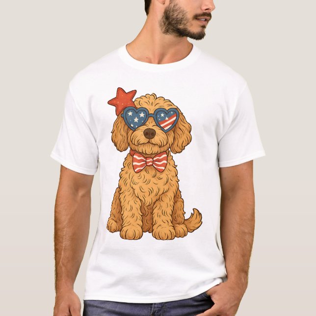 Camiseta Clipart Patriótico de Goldendoodle (Frente)