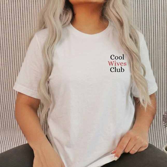 Camiseta Clube das Esposas Legais Esposa Fofa (Criador carregado)