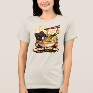 Camiseta Clube de Ramen da Meia-Noite com Noodles e Caos C