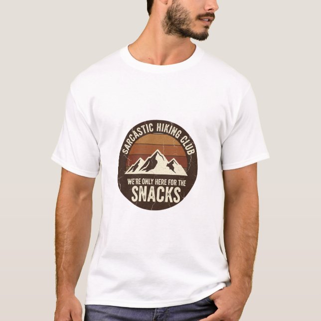 Camiseta Clube Sarcástico de Hiking (Frente)