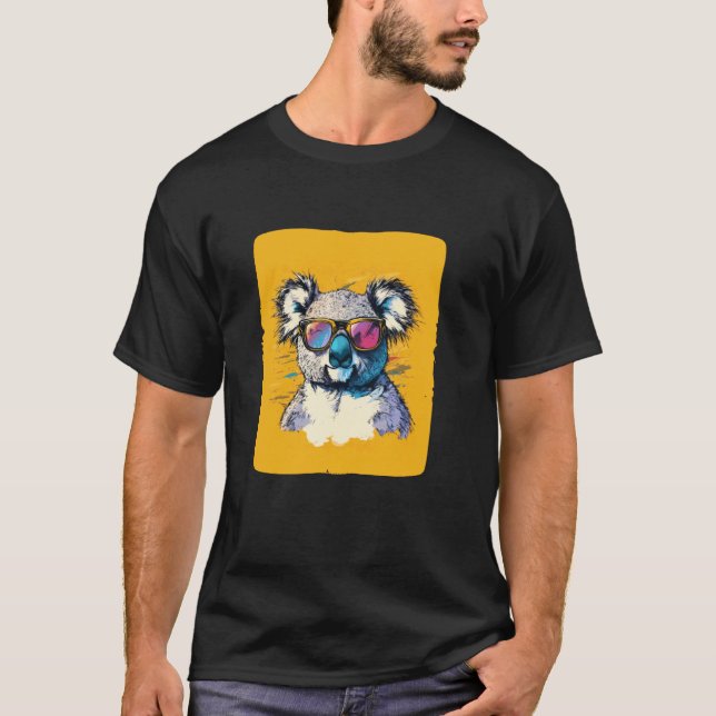 Camiseta Coala Brincalhão com Óculos de Sol para um Visual  (Frente)
