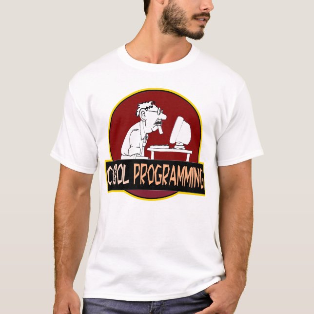 Camiseta COBOL Programmer - Old-School Coding Legend  (Frente)