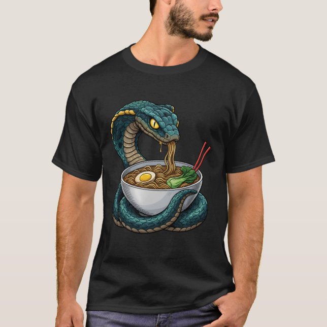 Camiseta Cobra Divertida Comendo Macarrão Ramen Comida Japo (Frente)