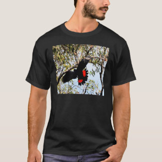 CAMISETA COCKATOO PRETO EM VÔO AUSTRÁLIA RURAL