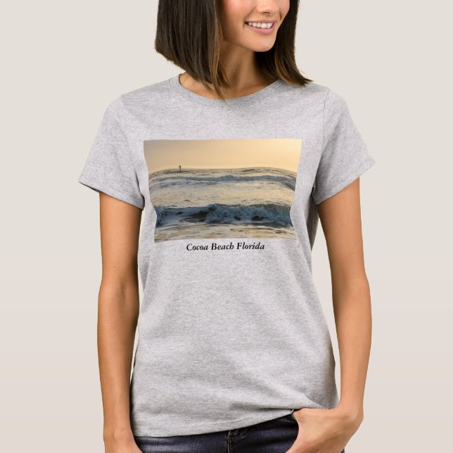 Camiseta Cocoa Beach Paddleboard T Shirt (Frente)
