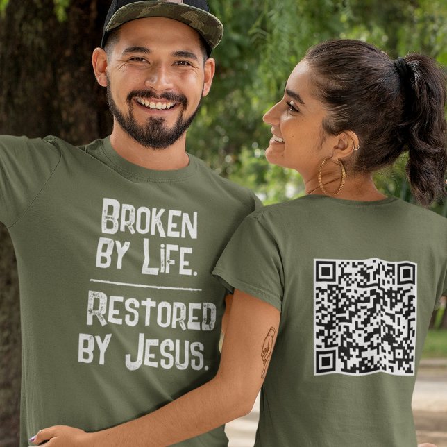 Camiseta Código QR Quebrado pela Vida Restaurado por Jesus  (Criador carregado)