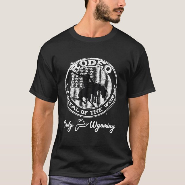 Camiseta Cody Wyoming Rodeo Capital Do World Keepsasasaame (Frente)