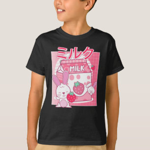 Camiseta Coelhinho adora Leite de Morango. Kawaii
