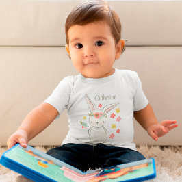Camiseta Coelhinho bonito com flores, menina personalizada