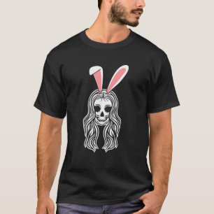 Camiseta Coelhinho De Casca De Mulher Olhava Páscoa De Ovos