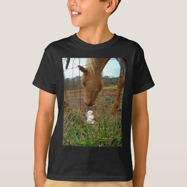 Camiseta coelhinho de cavalo e Primavera (Frente)