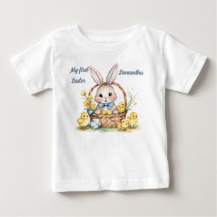 Camiseta Coelhinho de Páscoa bonito e Pintinhos. Primeira P