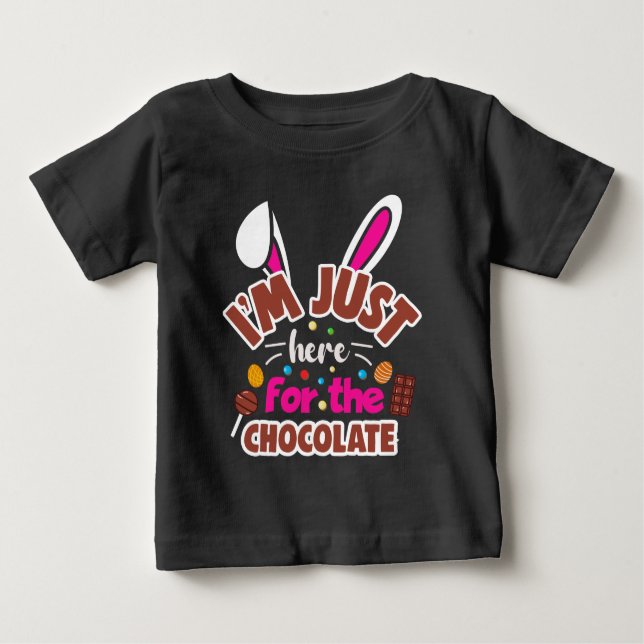 Camiseta Coelhinho de Páscoa... Estou aqui para o Chocolate (Frente)