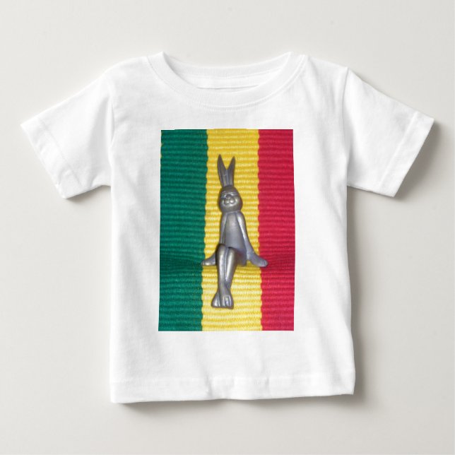 Camiseta Coelhinho em Cores Rasta: Um Toque de Impressão de (Frente)