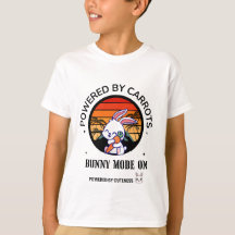 Camiseta Coelhinho Fofo Abraçando Cenoura Pôr do S