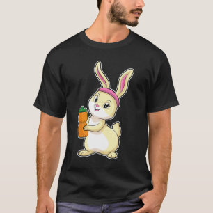 Camiseta Coelhinho na Malhação com garrafa de Bebendo