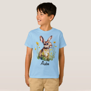 Camiseta Coelho Aquarela entre Flores Amarelas