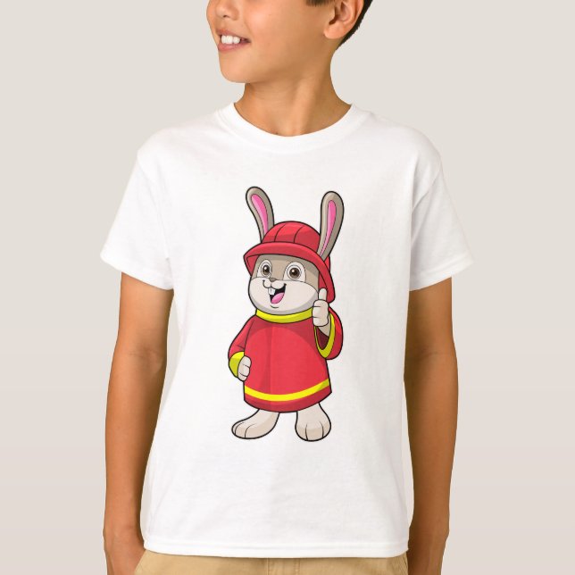 Camiseta Coelho como Bombeiro com Capacete (Frente)