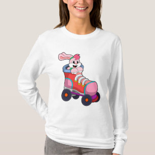 Camiseta Coelho como Skater Inline com Skates Inline