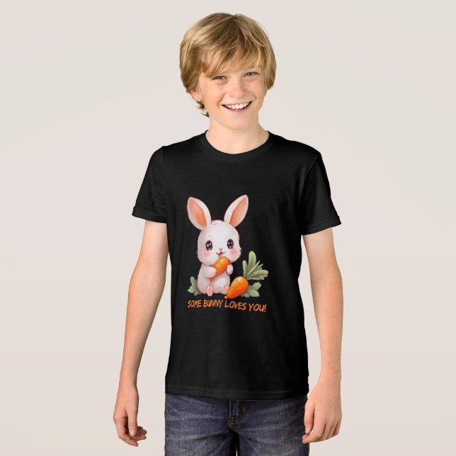 Camiseta Coelho Feliz com Cenoura (Frente Completa)