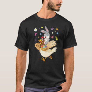 Camiseta Coelho Fofo Montando Caça de Ovos de Galinha Fazen