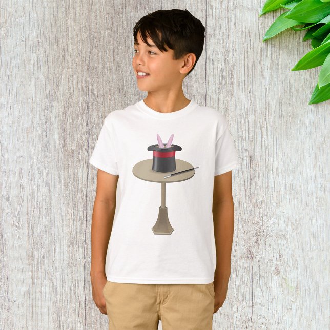 Camiseta Coelho Mágico no Chapéu com Varinha (Criador carregado)