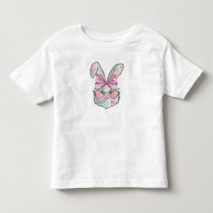Camiseta Coelho Pastel com Óculos de Coração