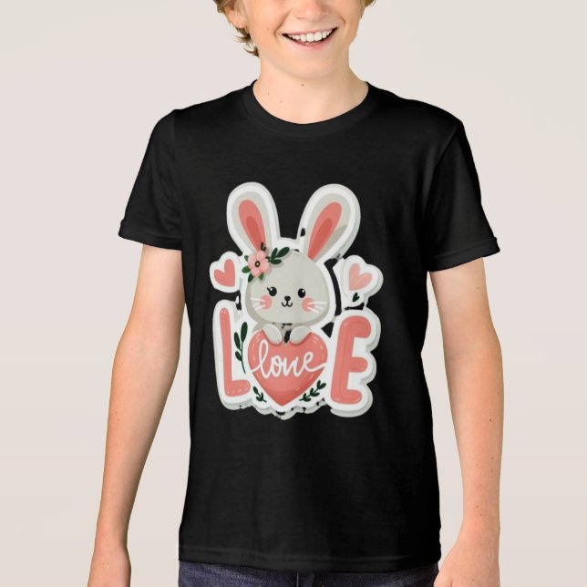 Camiseta Coelho segurando coração (Frente)