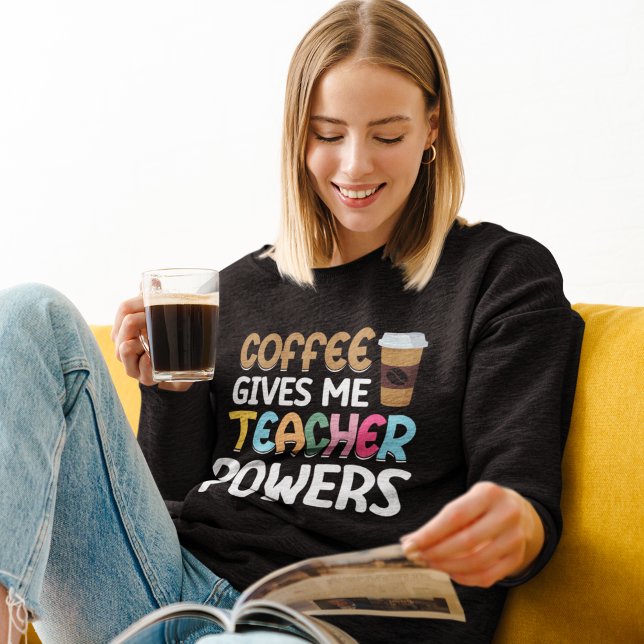 Camiseta Coffee Gives me Teacher Powers (Criador carregado)