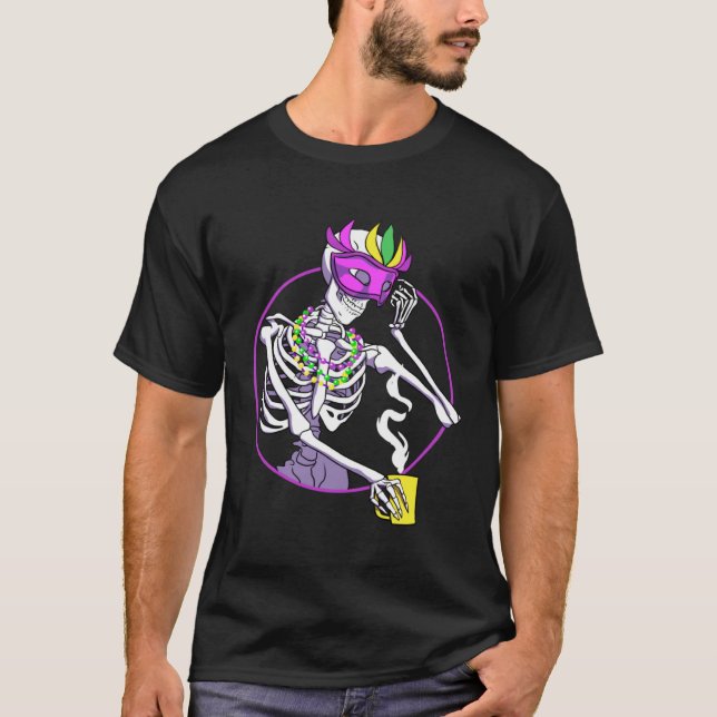 Camiseta Coffee  Skeleton Mardi Gras Celebration (Frente)